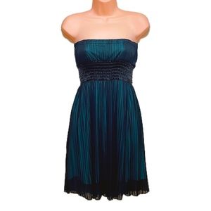 Anlier strapless cocktail black dress with beautiful teal undertone Sz 6